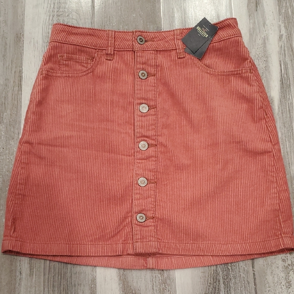 Hollister size 5 w 27 Mauve Button-Front Corduroy Skirt